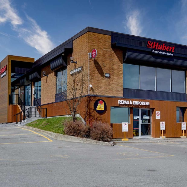 StHubert Restaurant Gaspé