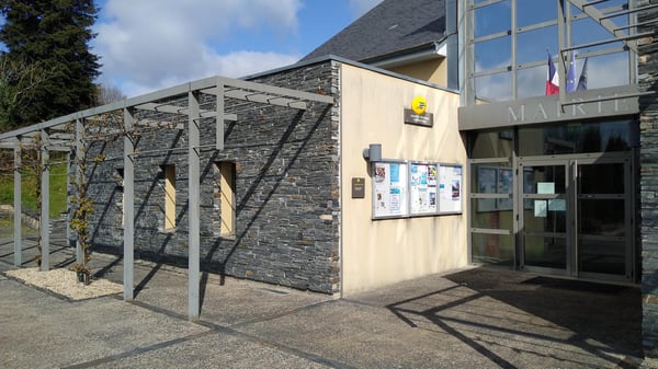 Photo du point La Poste Agence Communale VOUTEZAC Mairie