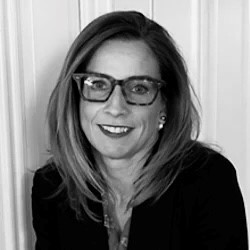 Kim Warden California Closets MO069 St. Louis Design Consultant