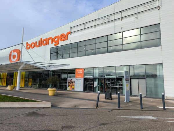 Devanture de votre magasin Boulanger Metz Metzanine, spécialiste en électroménager et multimédia.