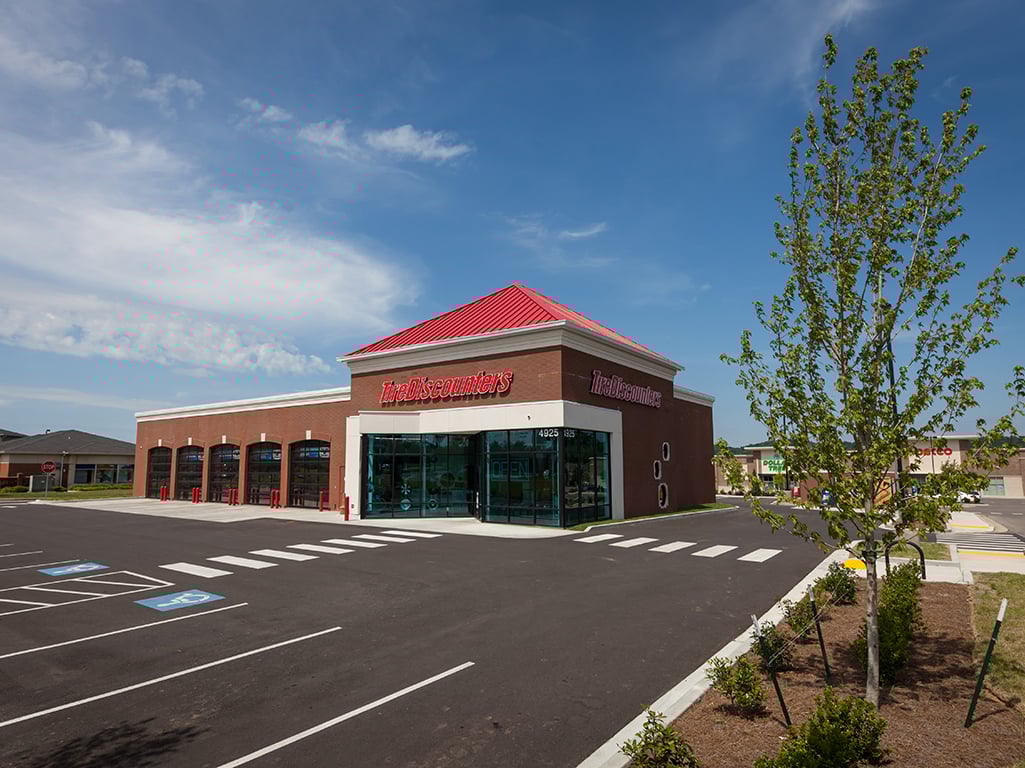 Tire Discounters Spring Hill tires, alignment, brakes, autoglass in Spring Hill, TN