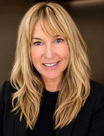 Photo of Lynn Cunningham
