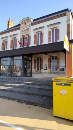 Photo du point La Poste Agence Communale VILLENEUVE SUR ALLIER Mairie