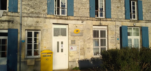Photo du point La Poste Agence Communale CRAZANNES Mairie