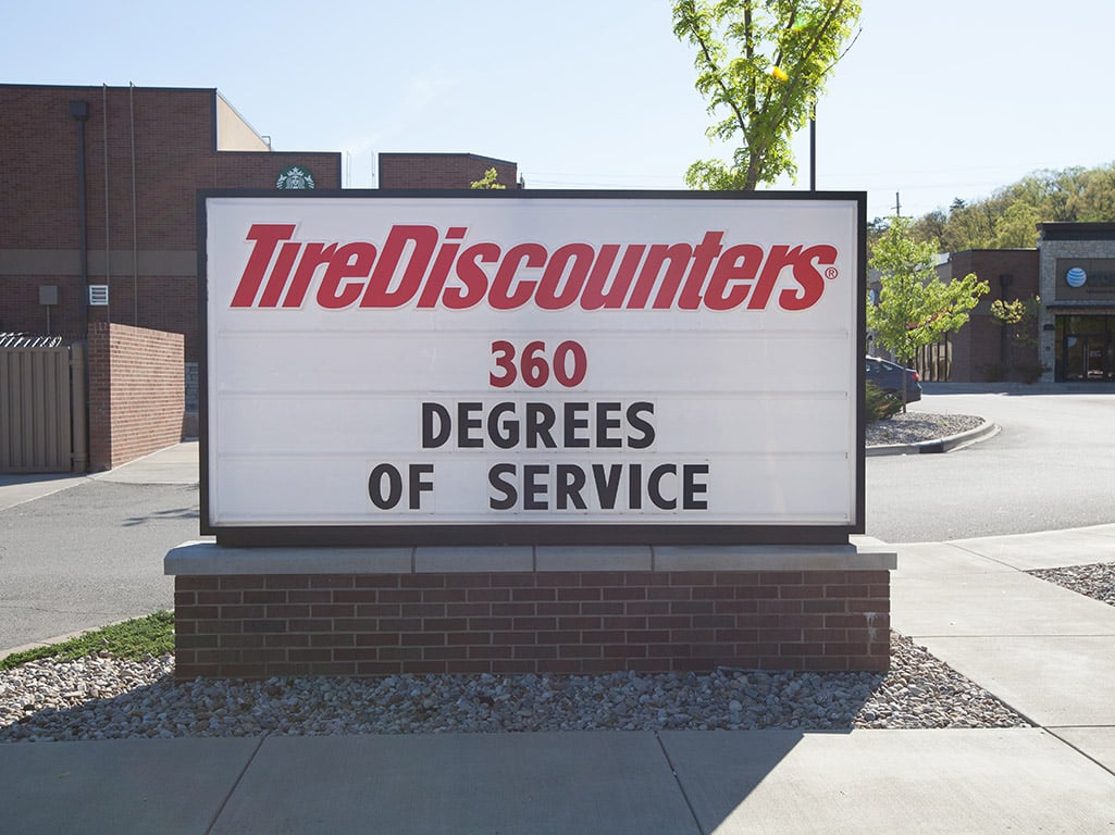 Tire Discounters Wesley Commons tires, alignment, brakes, autoglass