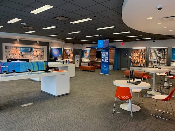 AT&T Store - Glendale Town Center Mall - Indianapolis, IN – iPhone ...