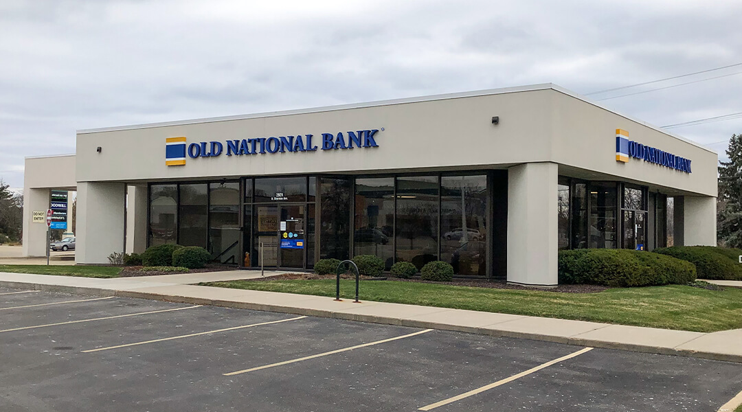 Old National Bank Consumer Commercial Wealth Business Banking In   1080x600 