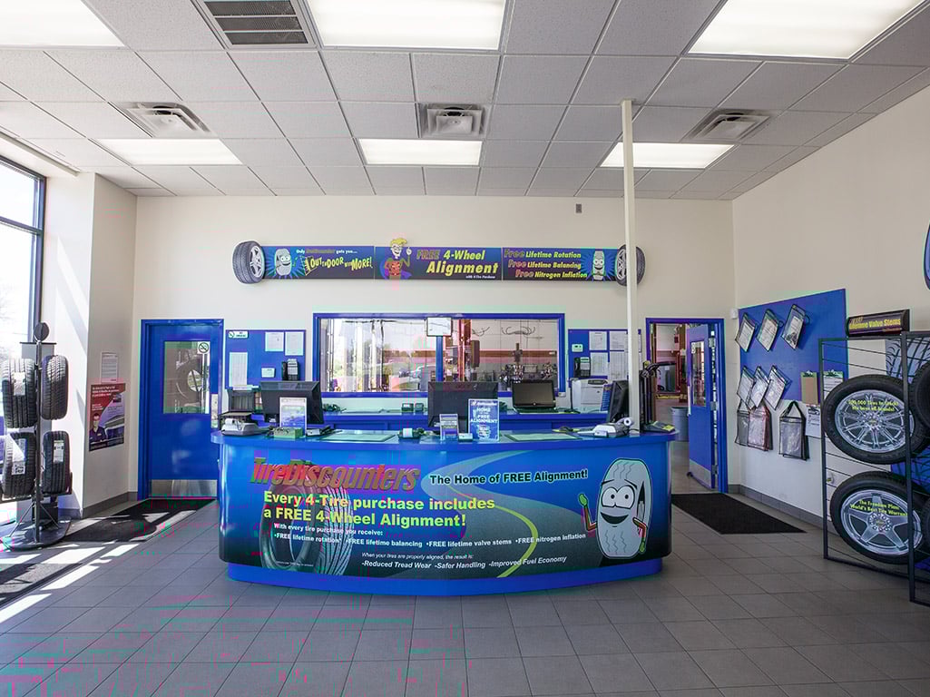 Tire Discounters Bardstown tires, alignment, brakes, autoglass in