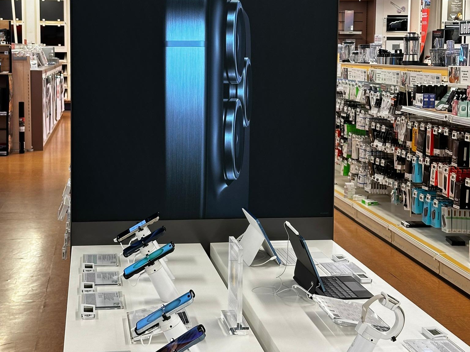 Les nouveaux iPhones 15 et 15 Pro
