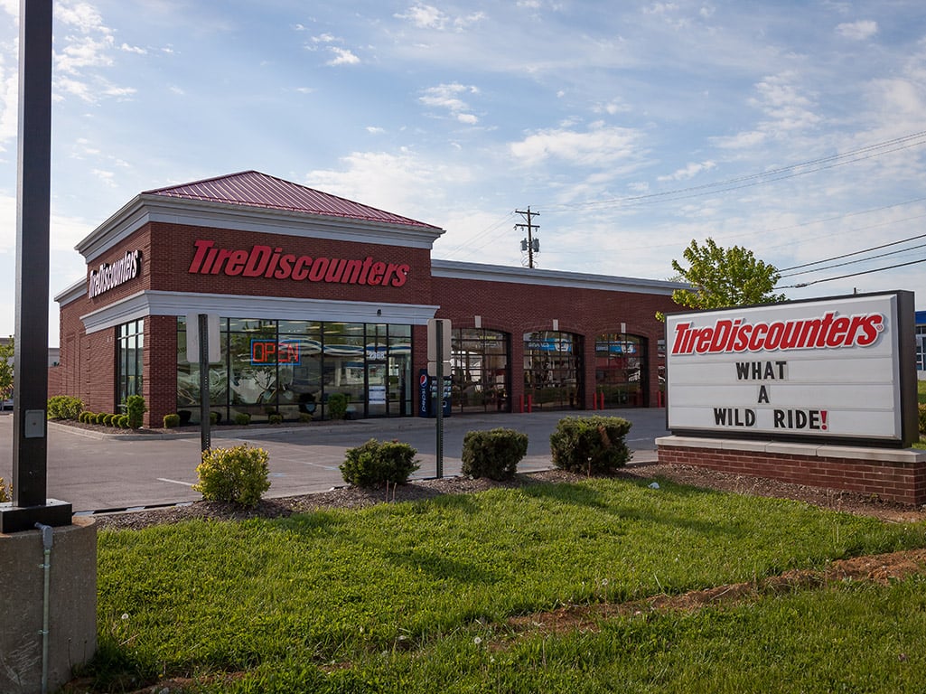 Tire Discounters Malabu Heights tires alignment brakes