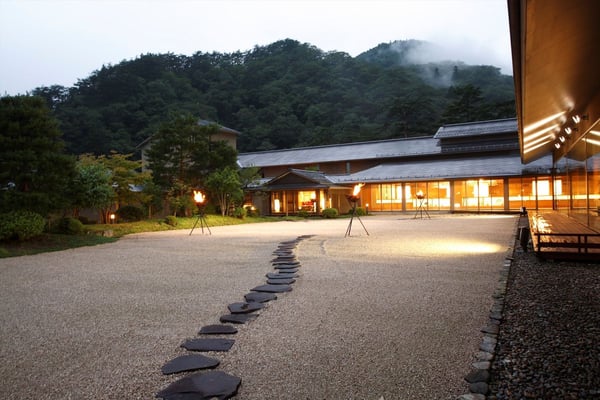 南部赤松の林に囲まれた静寂の宿で、心づくしのおもてなしを【岩手県　佳松園】 | JTBリモートコンシェルジュ トラベルコンサルタントのおすすめ旅