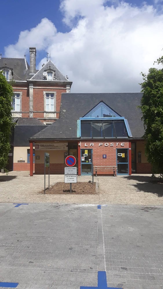 Photo du point La Poste LA GUERCHE DE BRETAGNE