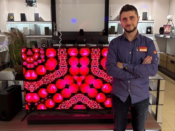 Notre équipe est prête à vous accueillir dans notre auditorium avec ampli et enceinte hifi de votre magasin Boulanger  - Saint-Doulchard.