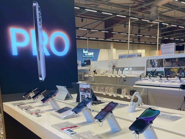 Table apple iphone,montre et tablette Boulanger Libourne