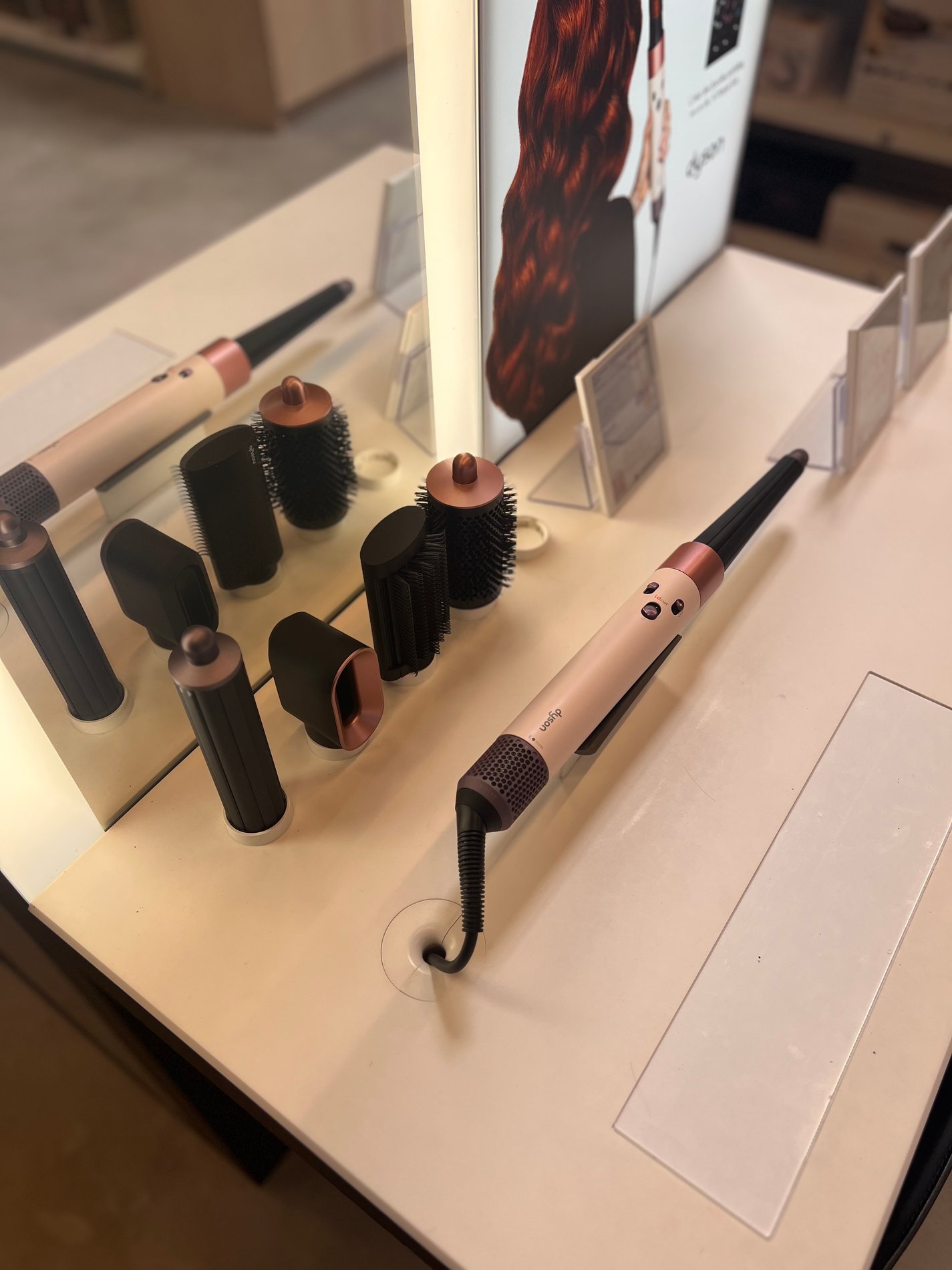 dyson airwrap dans votre magasin boulanger st quentin