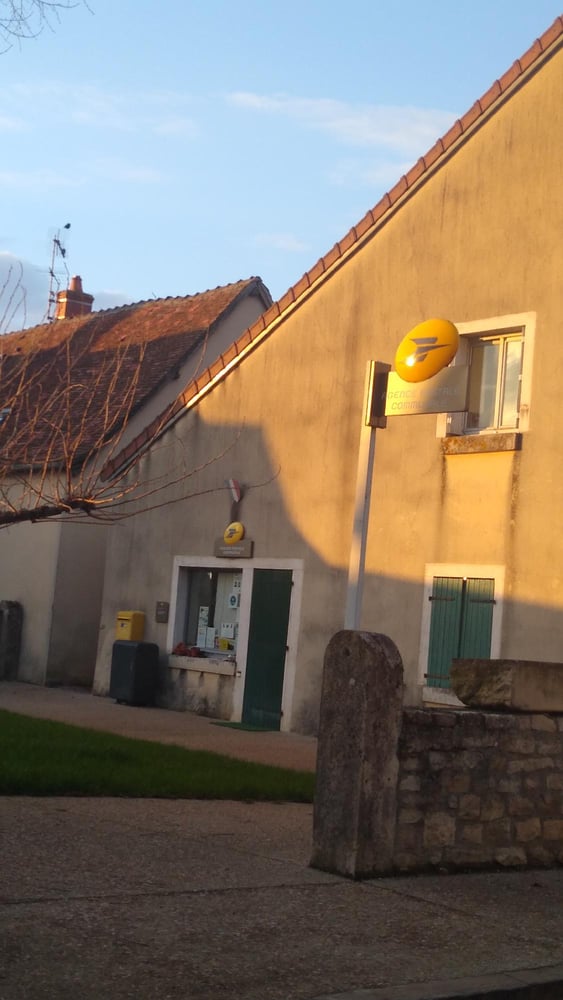 Photo du point La Poste Agence Communale GERMIGNY L EXEMPT Mairie