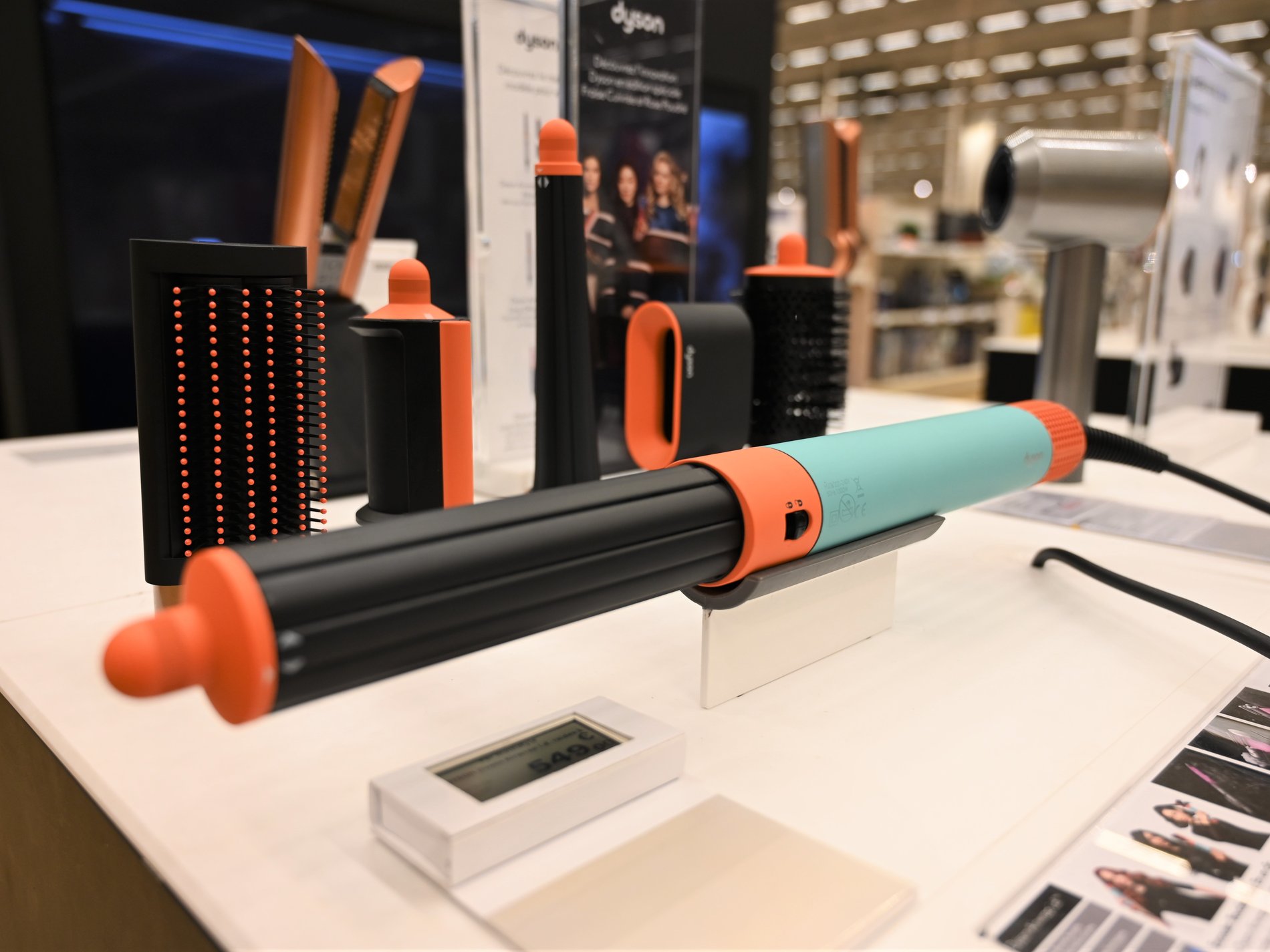 Dyson magasin Boulanger Angers Atoll