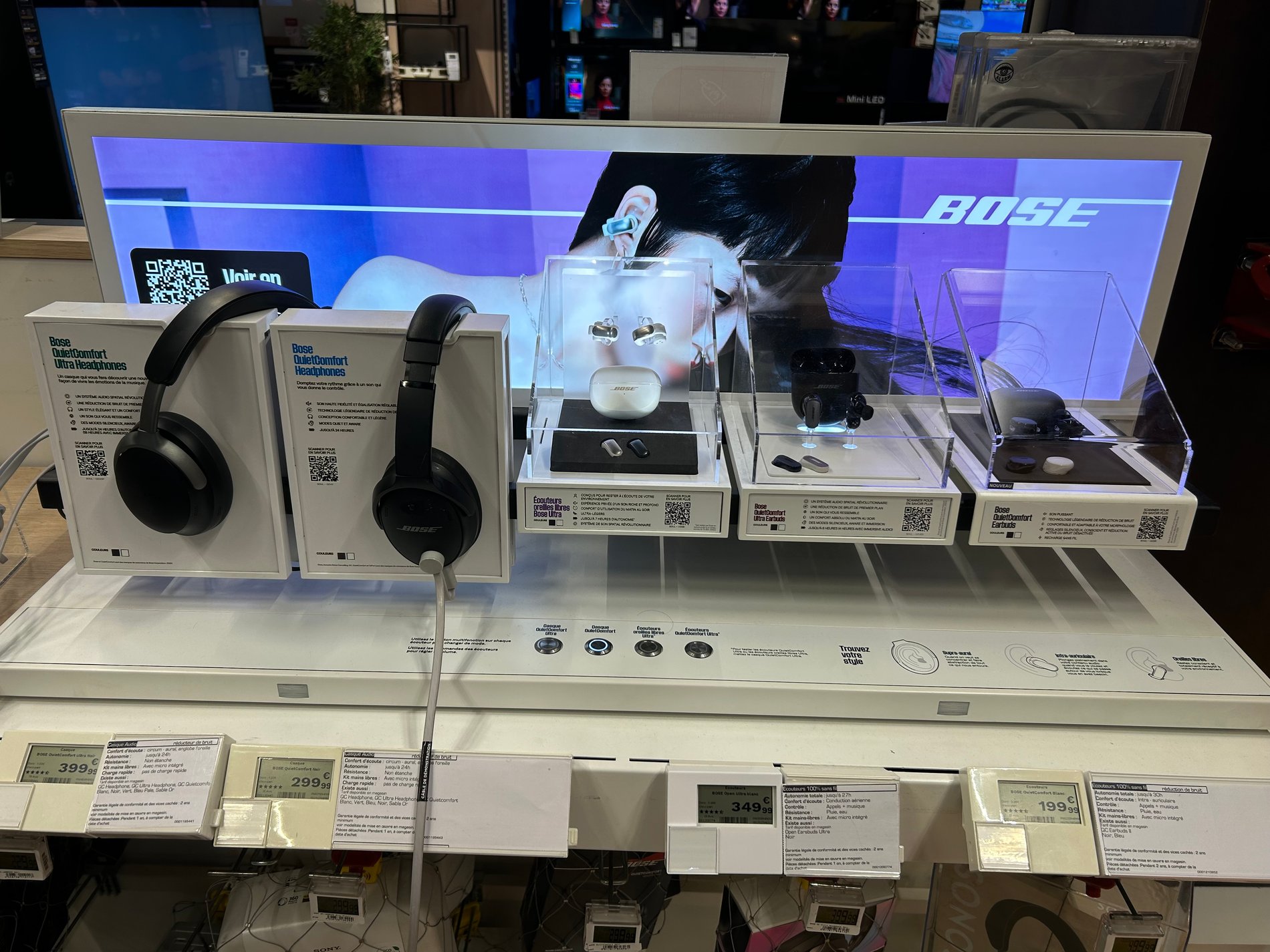 Espace bose du magasin Boulanger Grenoble Saint-Egrève