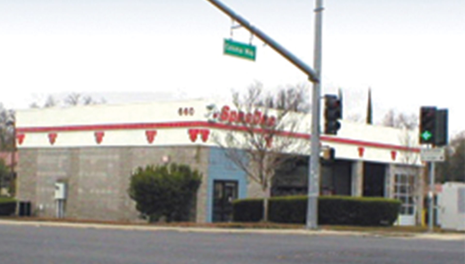 SpeeDee Oil Change & Auto Service in Roseville, CA 95661 660 Sunrise Ave