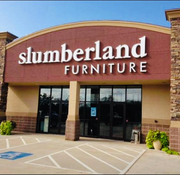Slumberland Furniture Storefront in Osage Beach, MO.