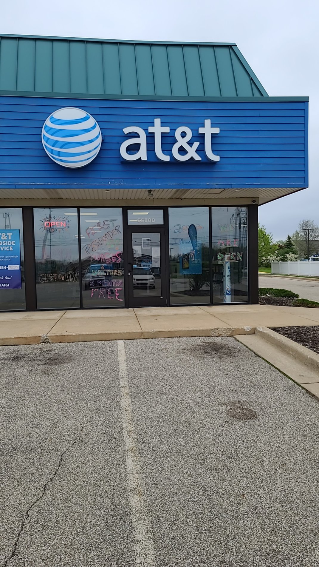 Kentwood Store Apple iPhone 12 and Samsung Devices Kentwood, MI AT&T