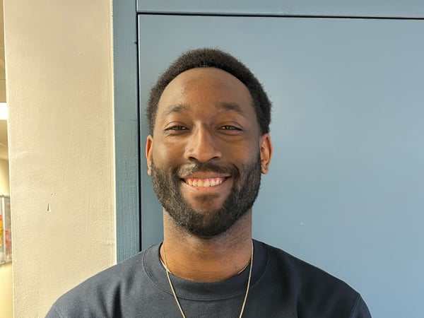 Bryan, Conseiller Service Client / Equipier Client