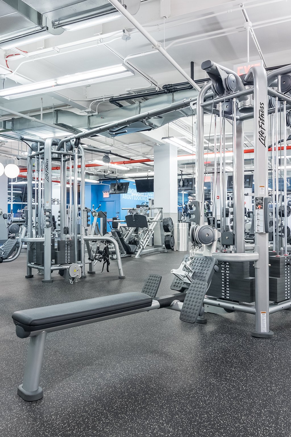 Blink Woodside Gym at 5602 Roosevelt Avenue, Queens, NY Blink Fitness