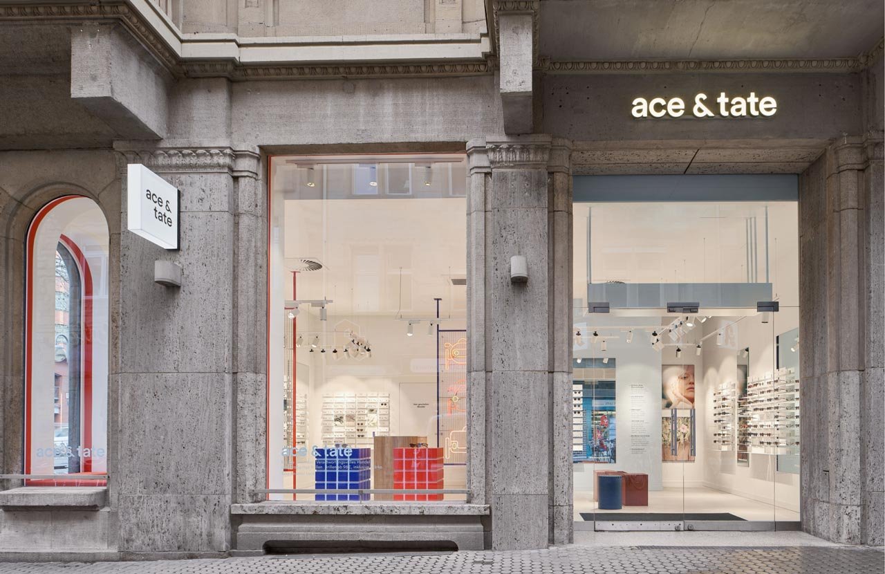 L’intérieur de la boutique Ace & Tate à O6
