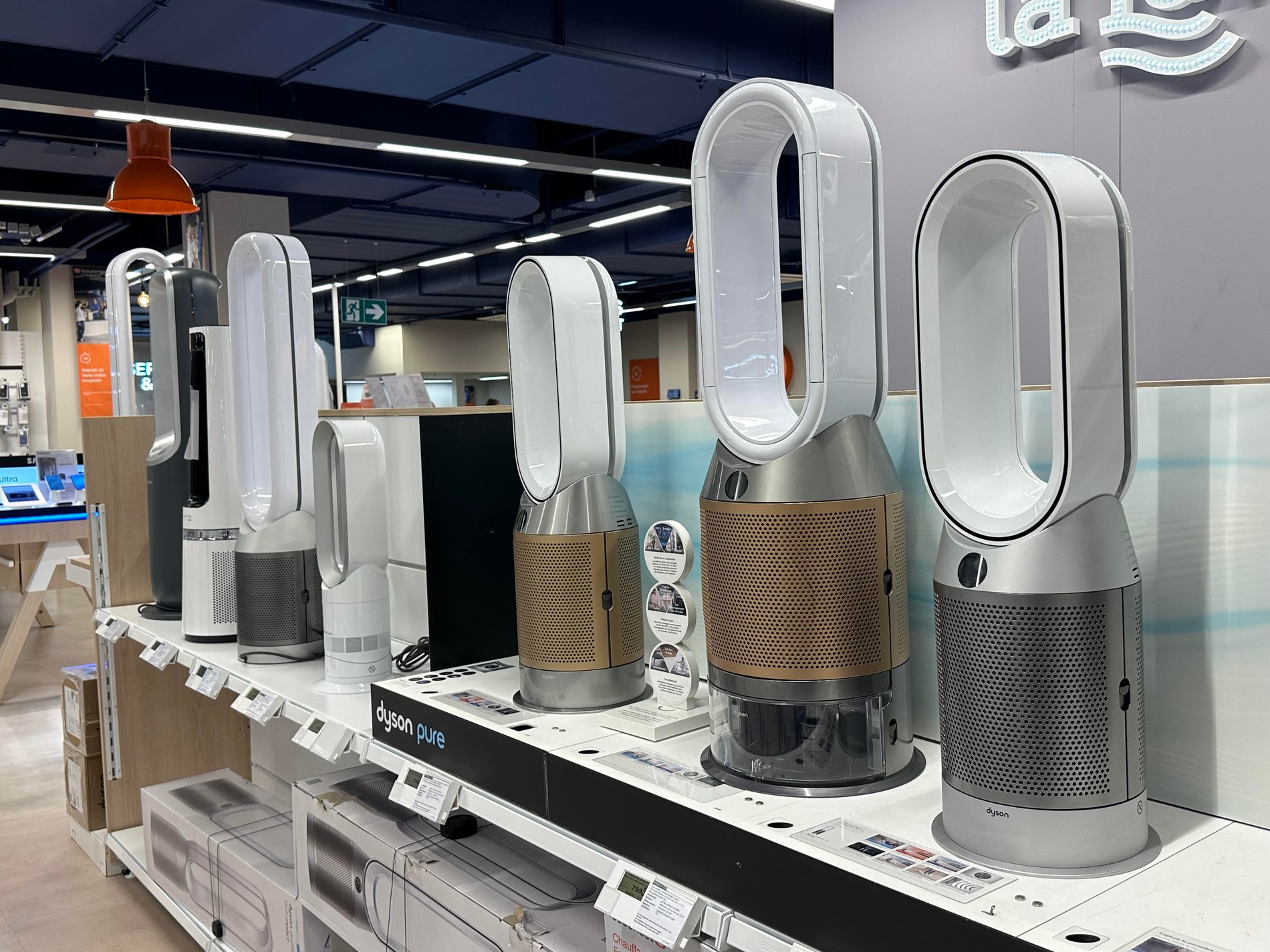 Purificateur d'air Dyson dans votre magasin Boulanger Paris italie2.