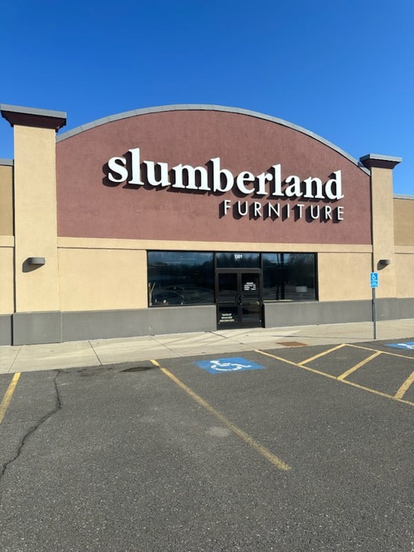 Grand Rapids Slumberland Furniture exterior