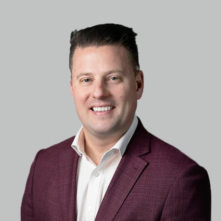 Evan Weiss Advisor Headshot image