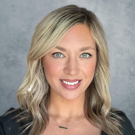 Photo of Jeanette Mayer