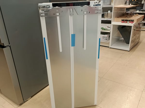Réfrigérateur Intégrable 1 porte LIEBHERR  , garantie 2 ans, visible dans votre magasin Boulanger de Saint Nazaire-Trignac.
