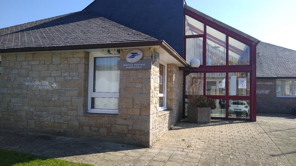 La Poste Agence Communale LANGROLAY SUR RANCE Mairie