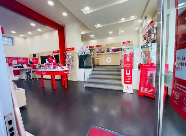 Vodafone Store | Corso Nicotera