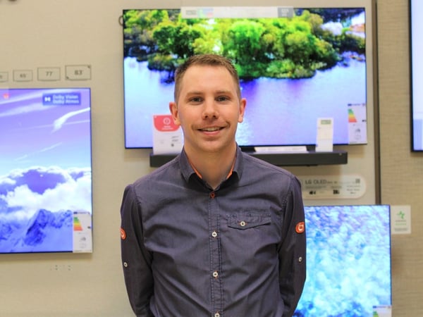 Cédric, Responsable Univers Boulanger Angers