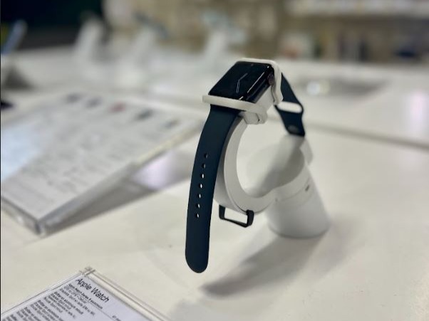 Apple Watch SE - Boulanger Thiais