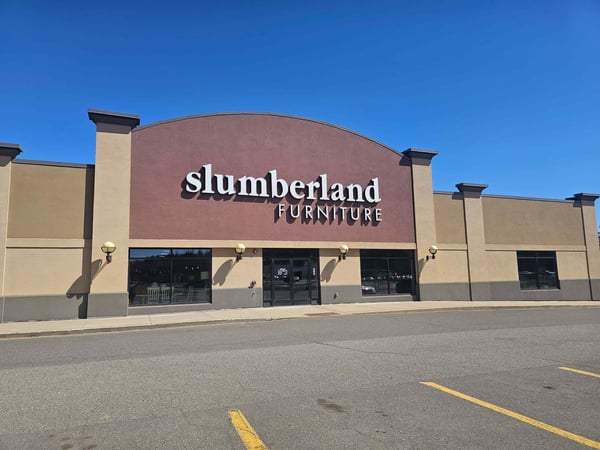 Hibbing Slumberland Furniture exterior