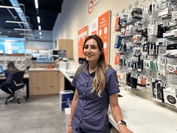 Camille animatrice commerce Boulanger Draguignan
