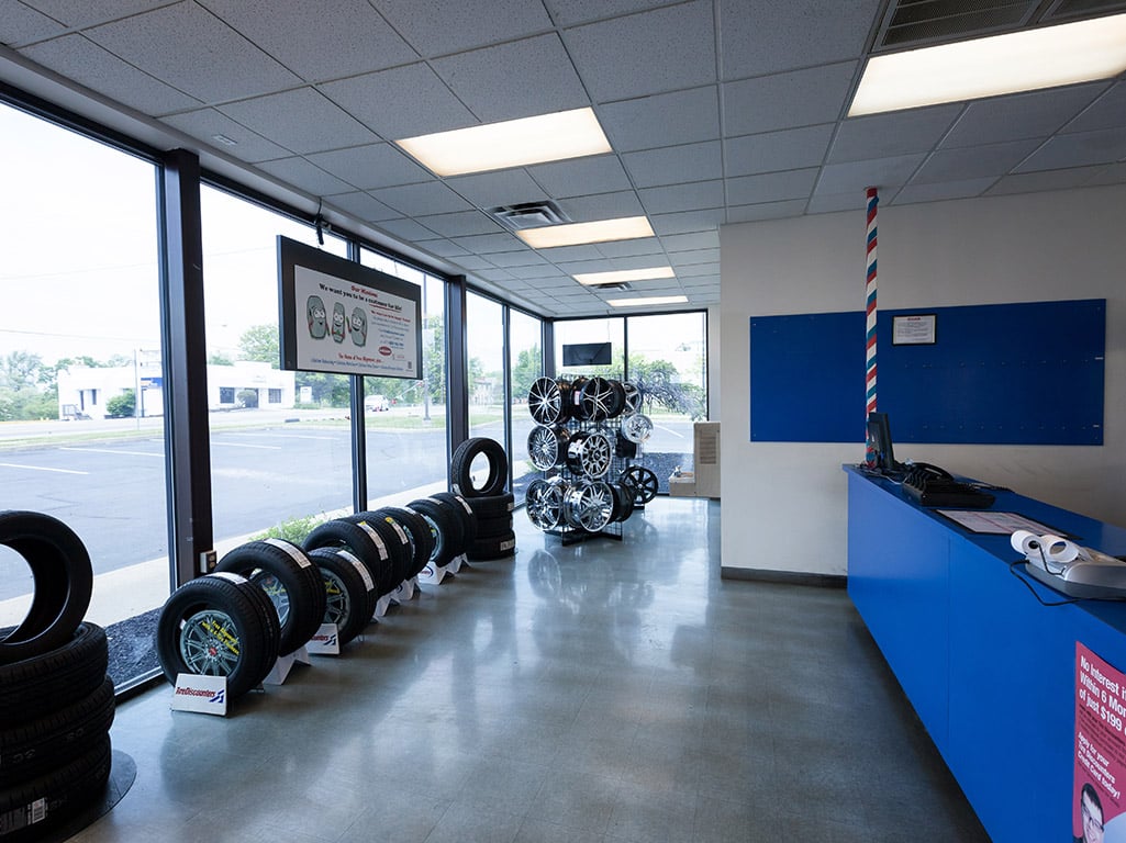 Tire Discounters Ferguson tires, alignment, brakes, autoglass in Cincinnati, OH