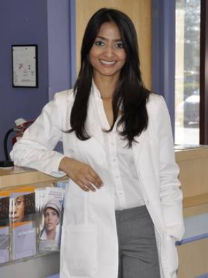profile photo of Dr. Naila Virani, O.D.