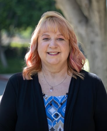 Photo of Tamara Fischer-Larson
