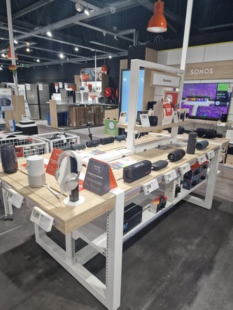 Rayon enceinte nomade JBL de votre magasin Boulanger Montmorot !