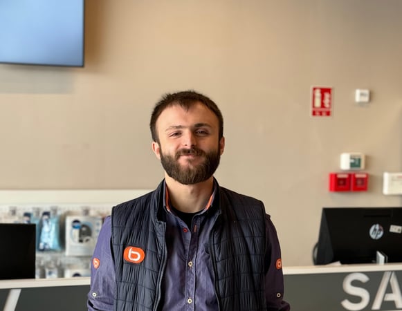 Joackim Equiper Client dans votre magasin Boulanger Lens - Vendin Le Vieil
