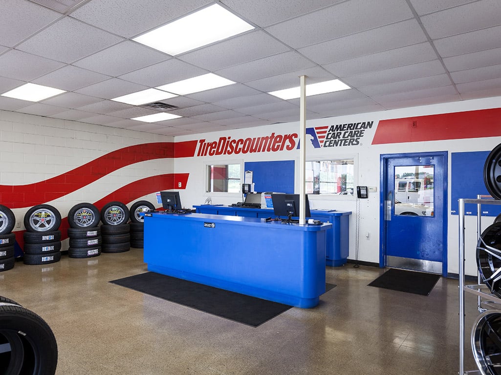 Tire Discounters Lebanon (Main) tires, alignment, brakes, autoglass