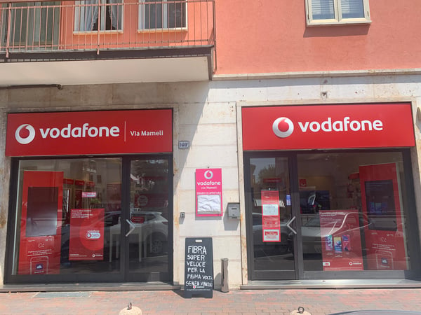 Vodafone Store | Goffredo Mameli