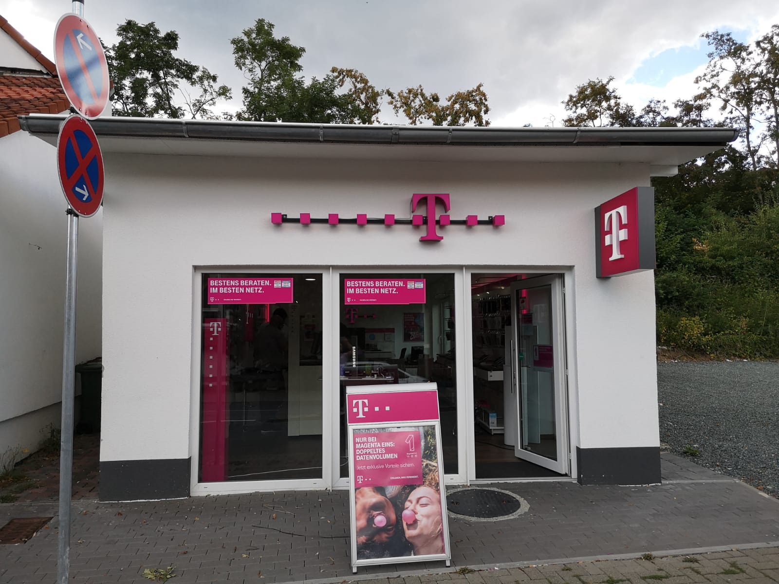 Store photo