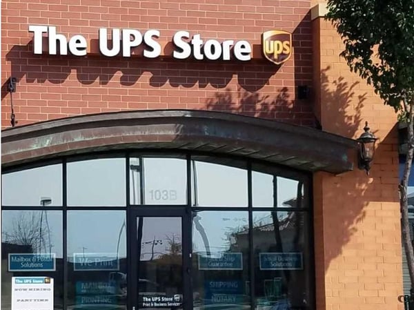 Facade of The UPS Store Addison