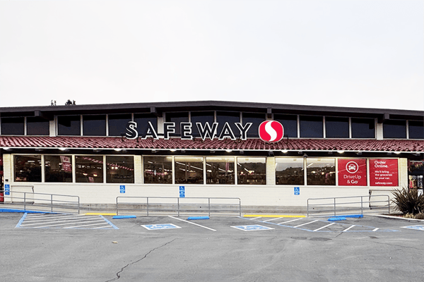 Safeway Store Front Picture - 1355 Moraga Way in Moraga CA