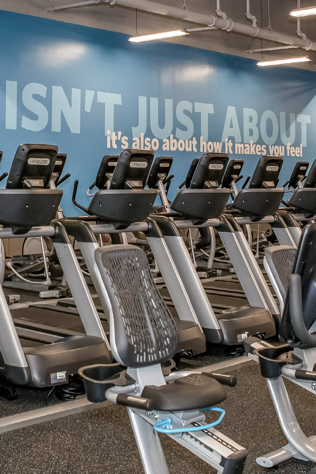 Blink Virginia Beach Gym at 4239 Holland Road, Virginia